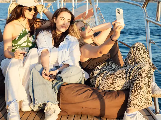 Crucero al atardecer en Atenas con aperitivo