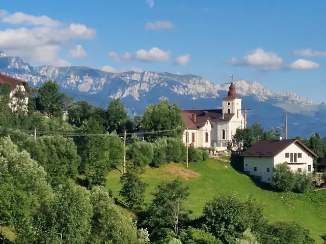 Excursión por los pueblos de montaña de los Cárpatos rumanos desde Brasov