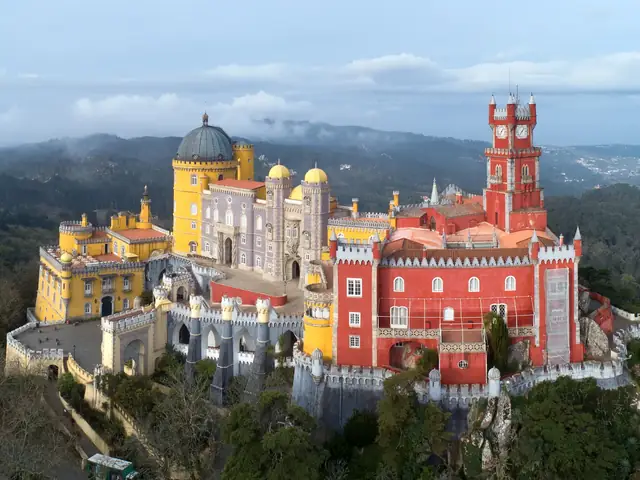 Excursión a Sintra, Cascais y Estoril con Palacio da Pena desde Lisboa