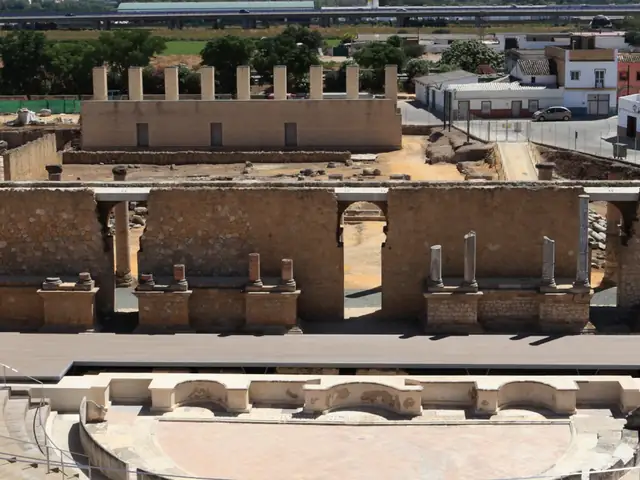 Excursión a Itálica y al Monasterio Medieval desde Sevilla