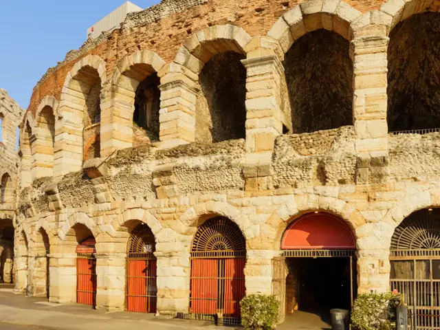Excursión a Verona, Sirmione y al Lago Garda con crucero desde Venecia
