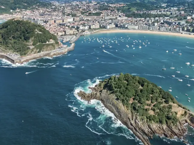 Excursión a San Sebastián, Hondarribia, Hendaya y Getaria desde Bilbao