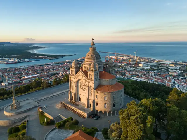 Excursión a Viana do Castelo, Braga y Guimarães desde Oporto