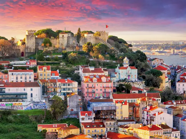 Free tour Alfama y Mouraria: historia y hechos modernos