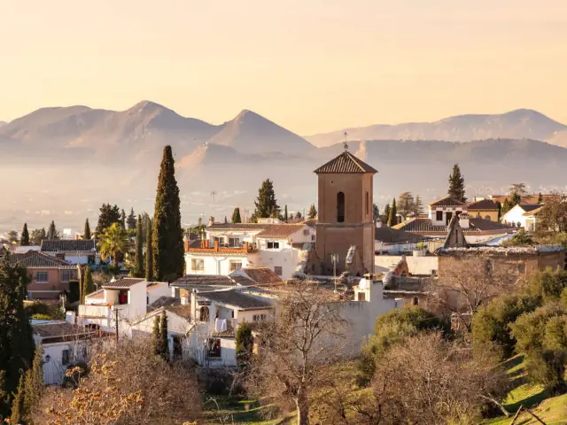 Free tour Granada Imprescindible