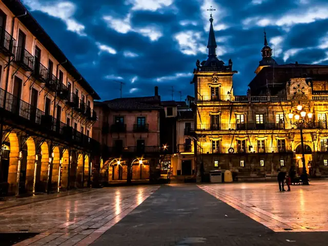 Free tour Salamanca nocturno