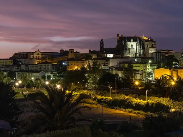 Tour de los misterios y leyendas de Plasencia