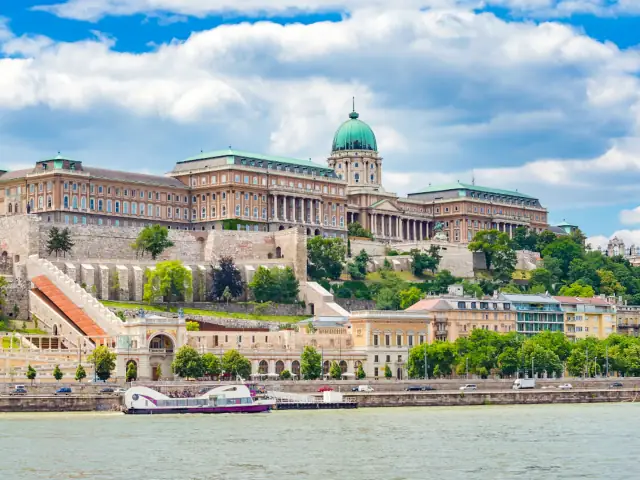 Tour por Budapest con crucero por el Danubio