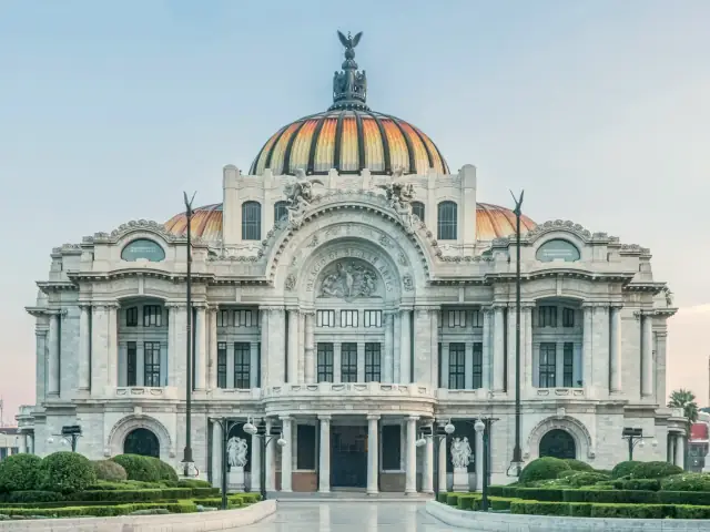 Visita guiada por el centro histórico en grupo pequeño